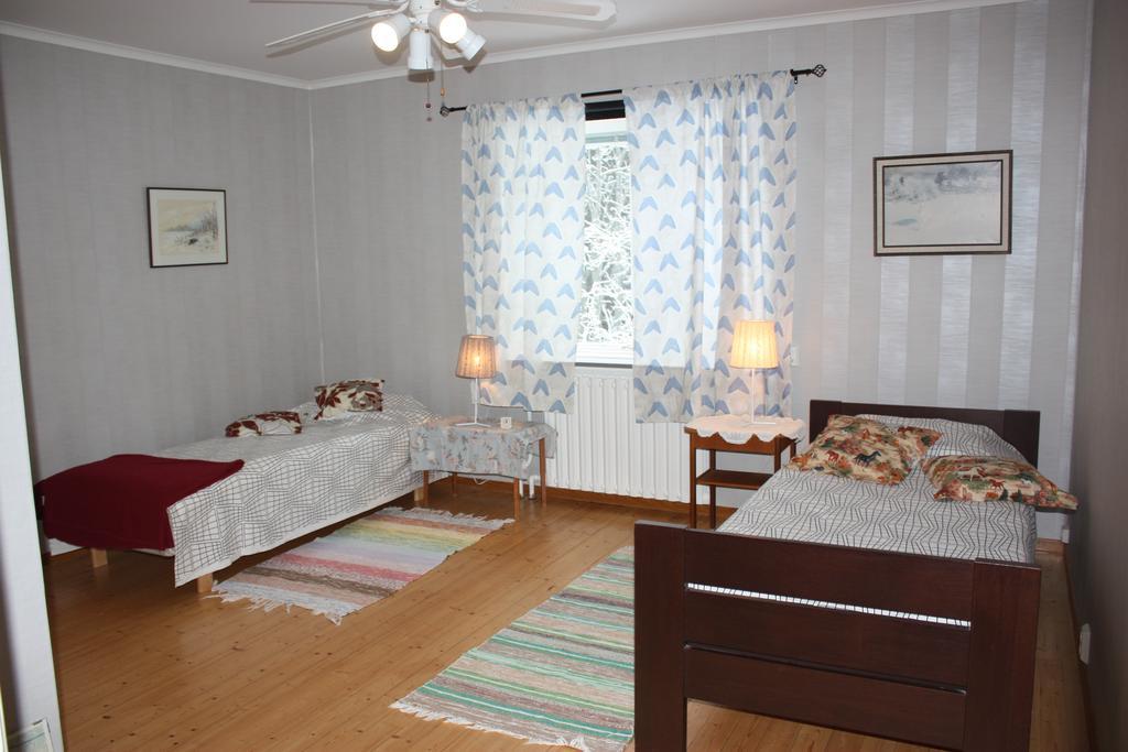 Rappens Stuga,Sjaelvhushall Dala Husby Стая снимка